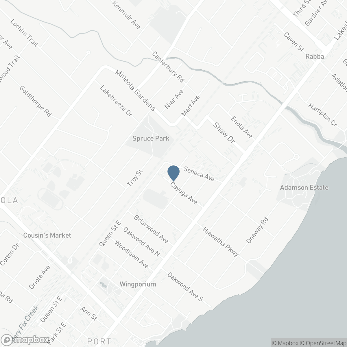 4 IROQUOIS AVENUE, Mississauga, Ontario L5G 1M6
